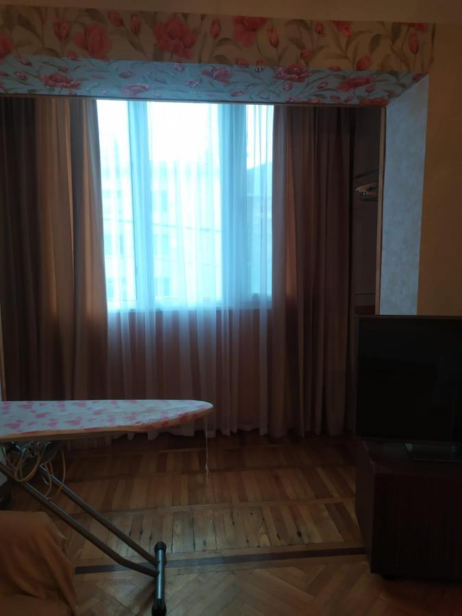 Квартира В Гаграх Appartement Buitenkant foto