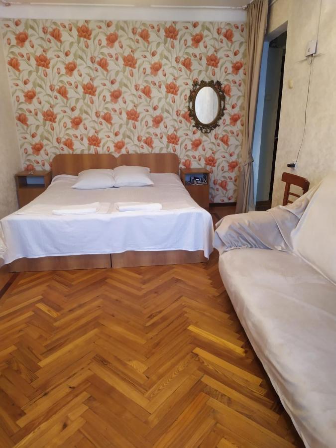 Квартира В Гаграх Appartement Buitenkant foto